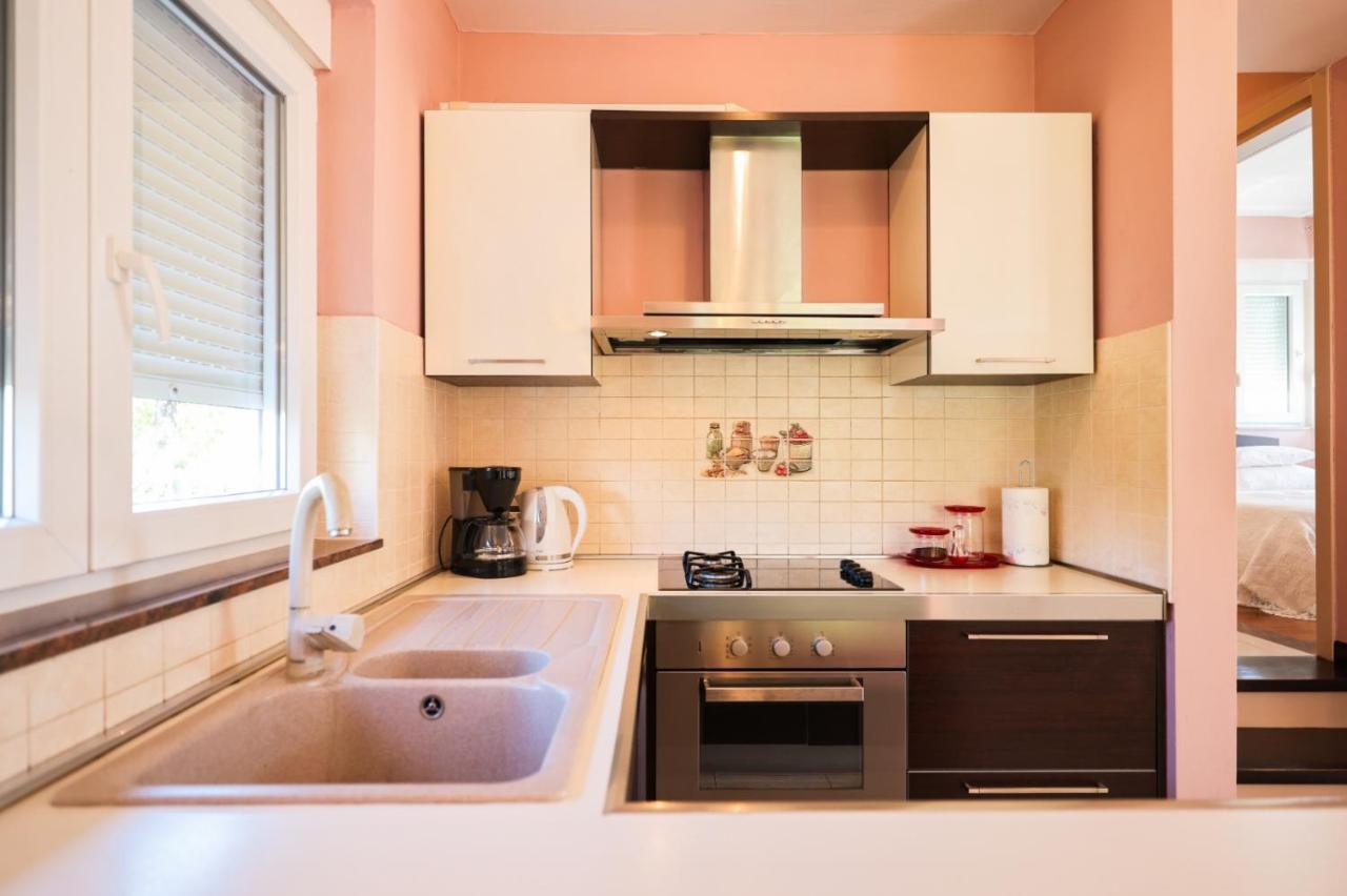 Holiday Home Cvita Sukošan エクステリア 写真