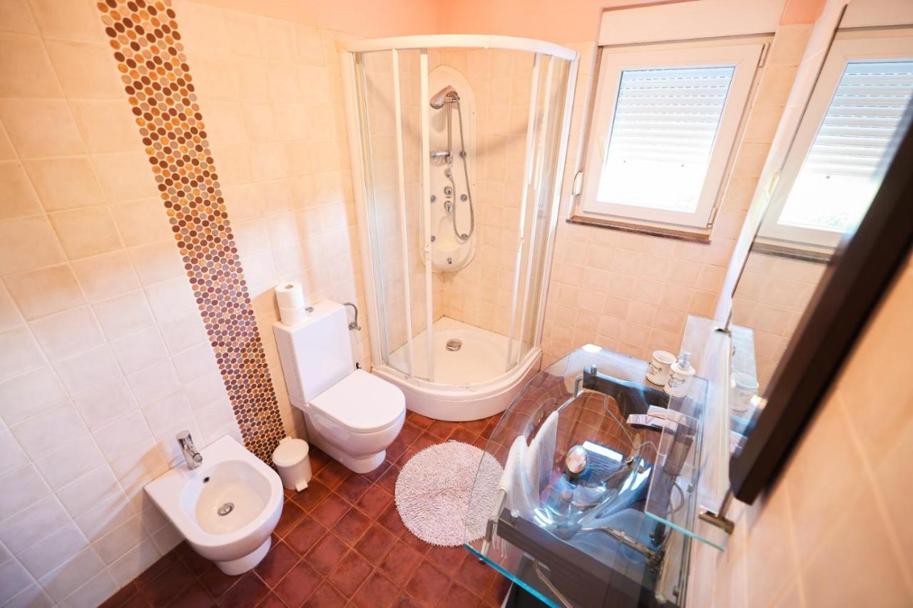 Holiday Home Cvita Sukošan エクステリア 写真